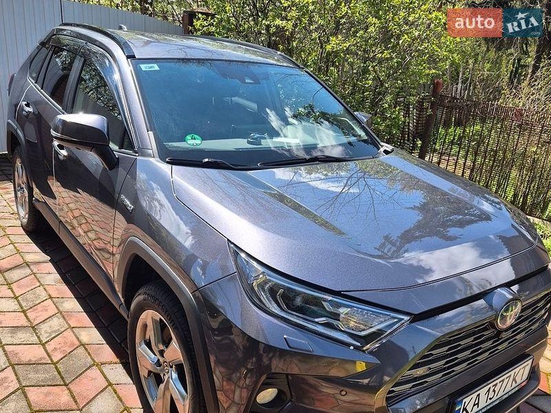 Toyota RAV4 2021