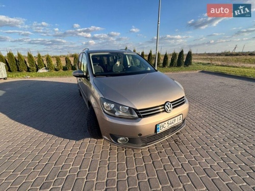 Volkswagen Touran 2011