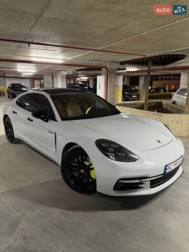 Porsche Panamera 2017