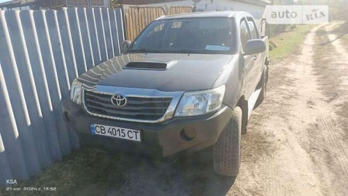 Toyota Hilux 2013