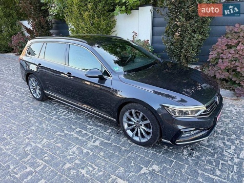 Volkswagen Passat 2021