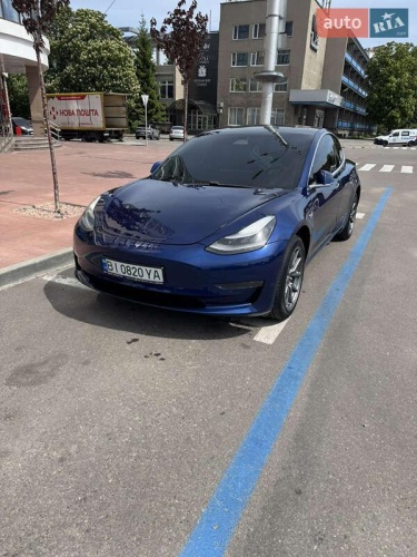 Tesla Model 3 2019
