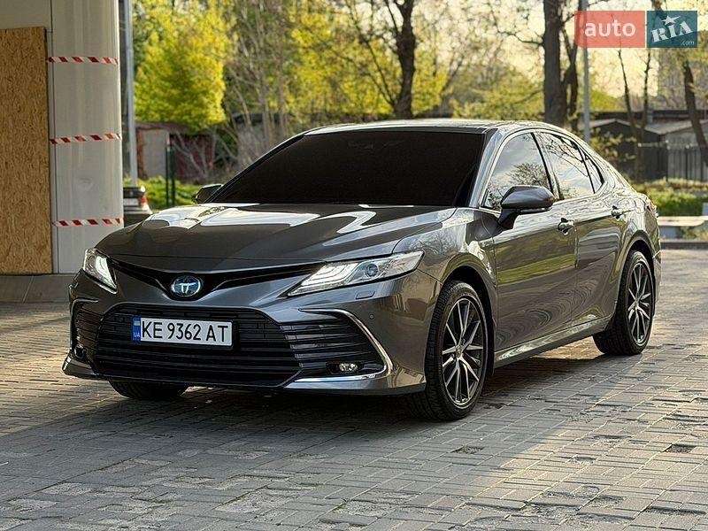 Toyota Camry 2023
