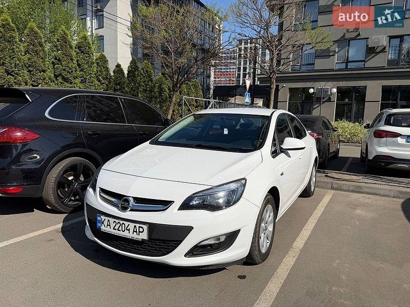 Opel Astra 2020