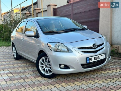 Toyota Yaris 2008