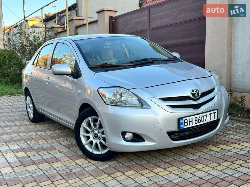 Toyota Yaris 2008