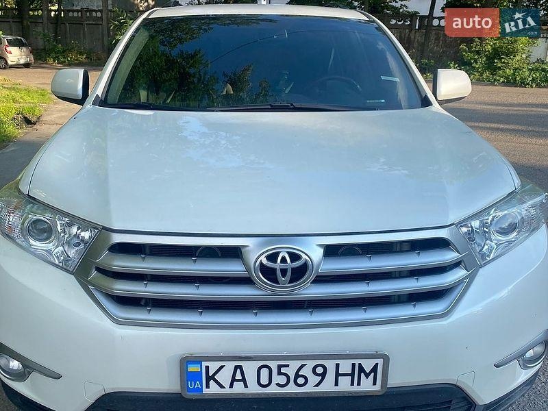 Toyota Highlander 2013