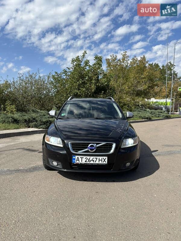 Volvo V50 2011