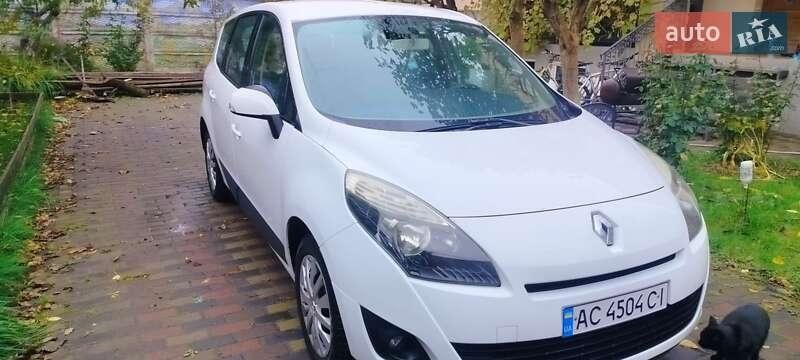 Renault Grand Scenic 2011