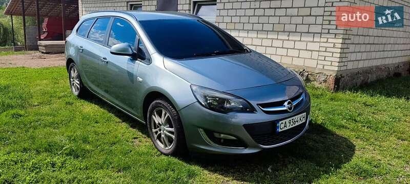 Opel Astra 2013