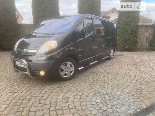 Opel Vivaro 2011