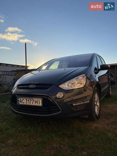 Ford S-Max 2011
