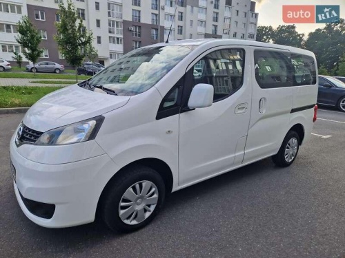Nissan NV200 2014