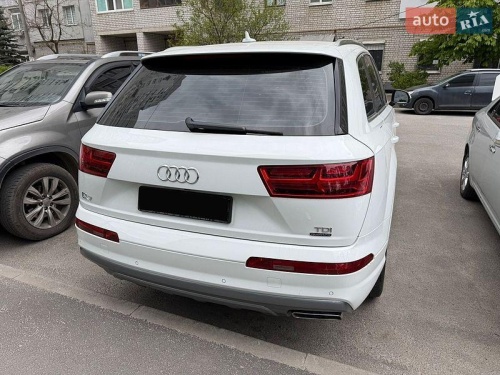 Audi Q7 2016