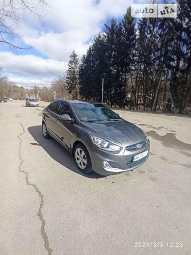 Hyundai Accent 2014