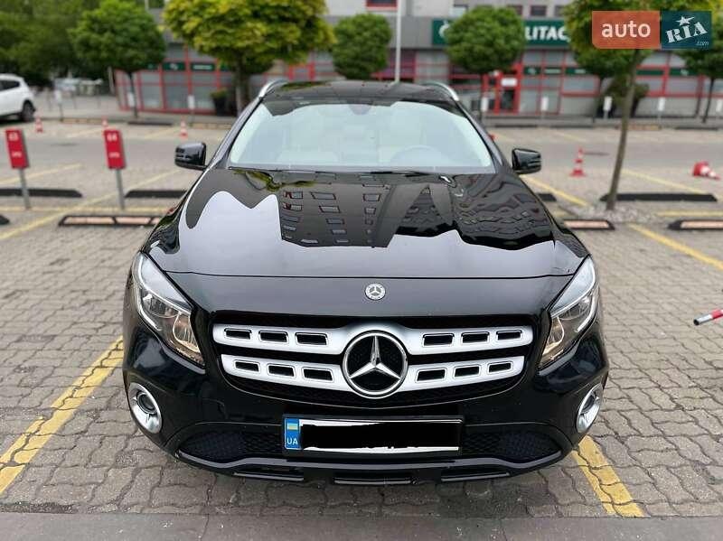 Mercedes-Benz GLA-Class 2018