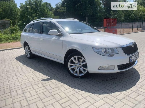 Skoda Superb 2012