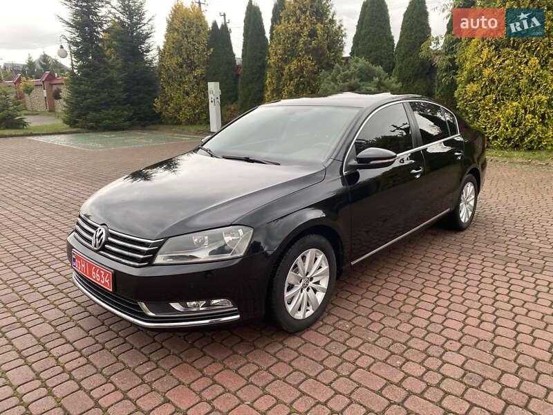 Volkswagen Passat 2011