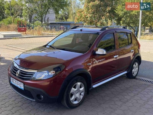 Renault Sandero StepWay 2013