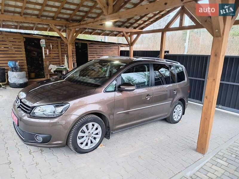 Volkswagen Touran 2012