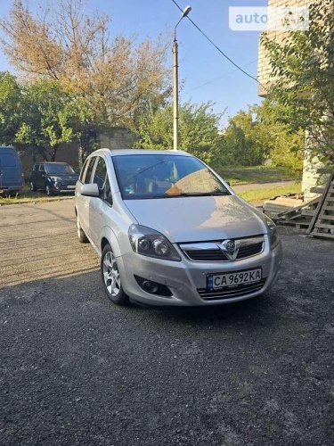 Opel Zafira 2010