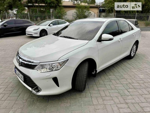 Toyota Camry 2014