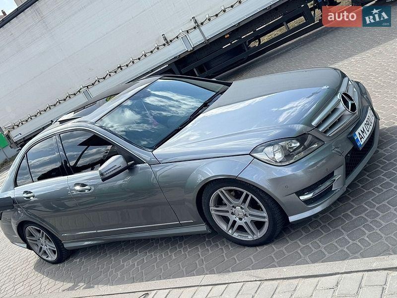 Mercedes-Benz C-Class 2012