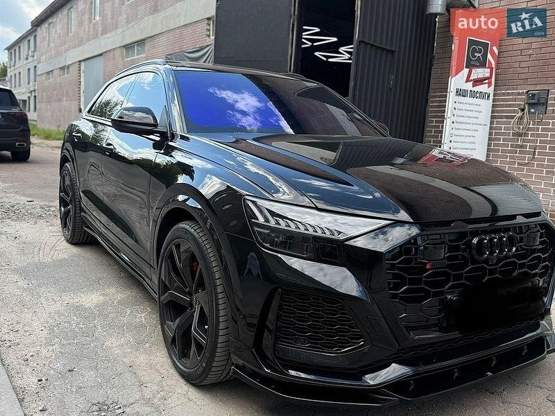 Audi Q8 2023