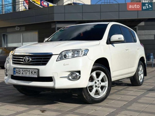 Toyota RAV4 2011