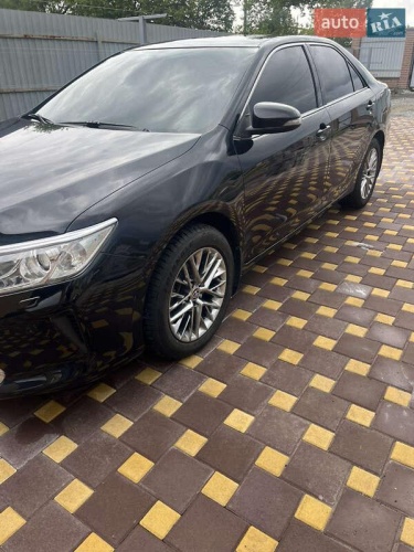 Toyota Camry 2017
