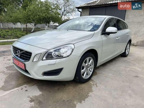 Volvo V60 2011