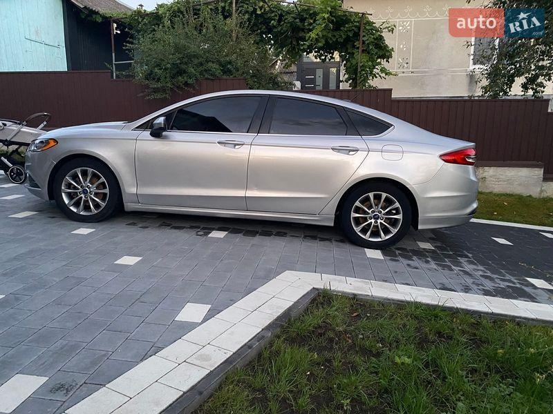 Ford Fusion 2016