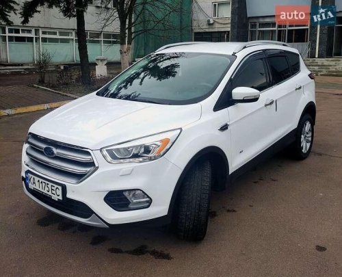 Ford Kuga 2016