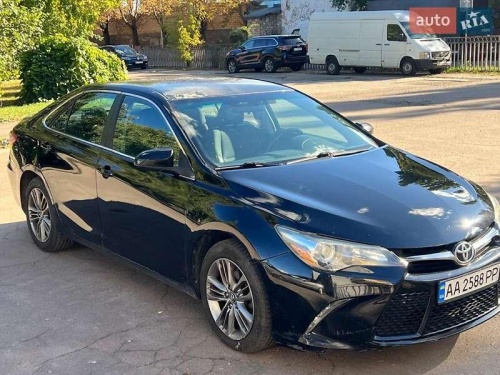 Toyota Camry 2016