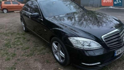 Mercedes-Benz S-Class 2008