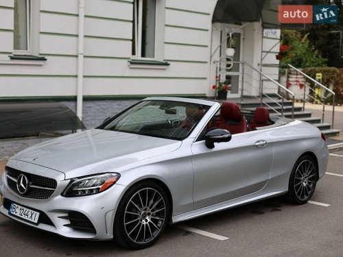 Mercedes-Benz C-Class 2021