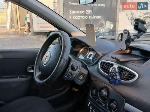 Renault Clio 2011