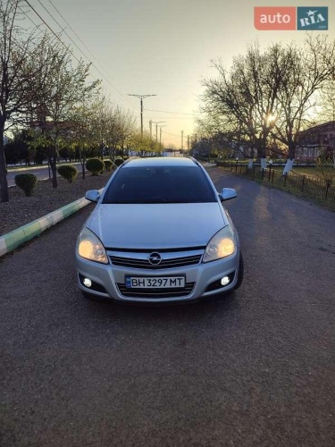 Opel Astra 2009
