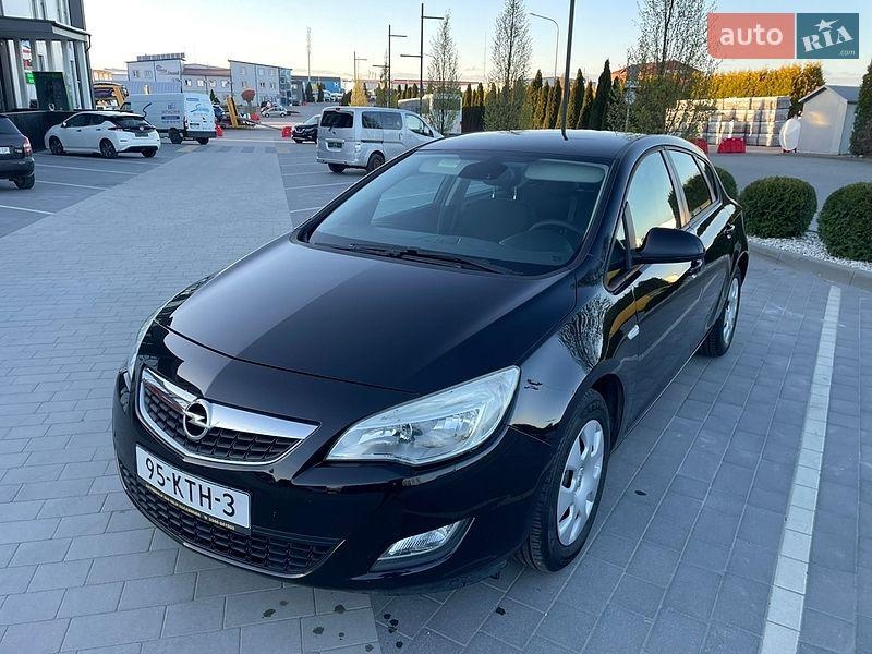 Opel Astra 2010