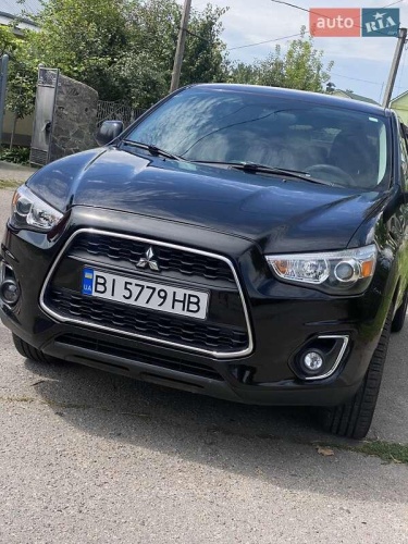 Mitsubishi Outlander 2015