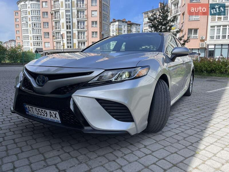 Toyota Camry 2017