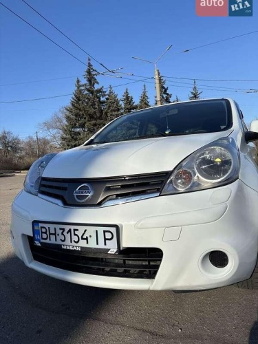 Nissan Note 2011