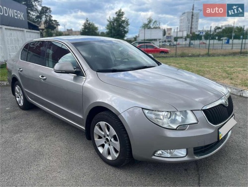 Skoda Superb 2010