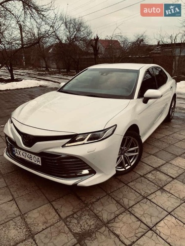 Toyota Camry 2018
