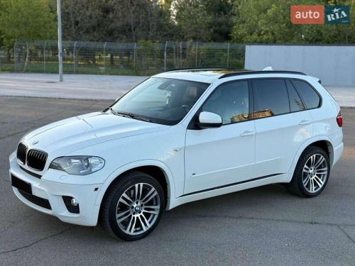 BMW X5 2011