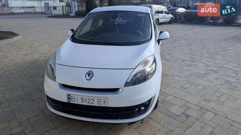 Renault Grand Scenic 2012
