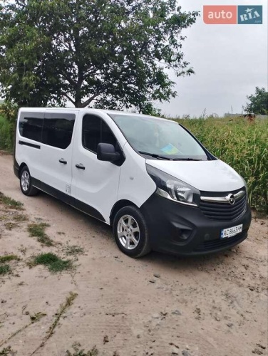 Opel Vivaro 2016