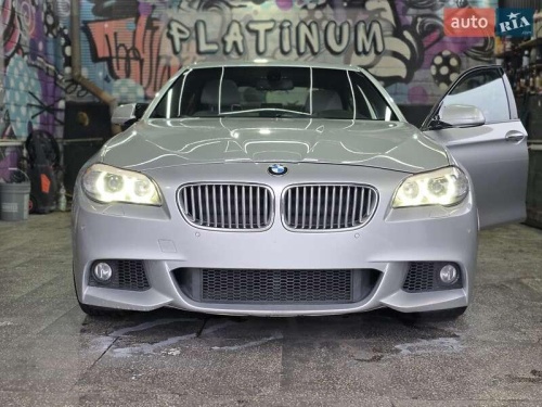 BMW 5 Series 2011