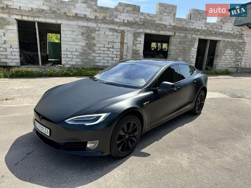 Tesla Model S 2013