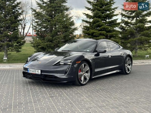 Porsche Taycan 2020